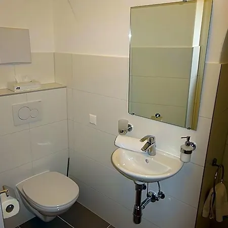 Widhof - Check-in Im Nibelungenhof