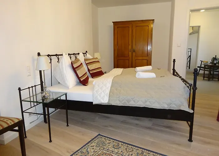 Widhof - Check-in Im Nibelungenhof Hotel 2*