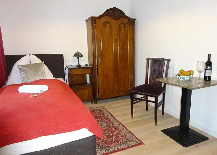 Widhof - Check-in Im Nibelungenhof Hotel 2*